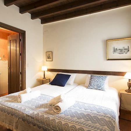 Apartamento Puerta Elvira Centro Free Parking Granada Bagian luar foto