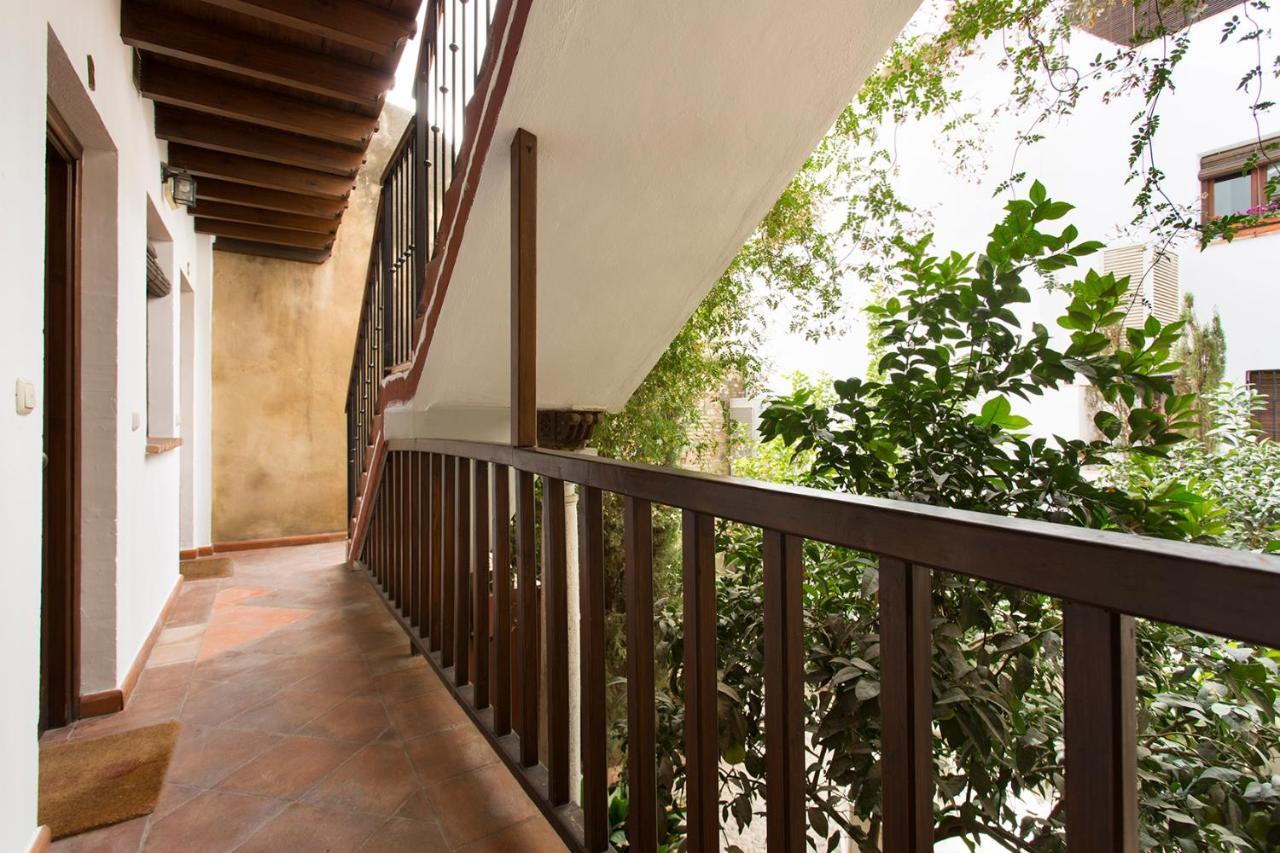 Apartamento Puerta Elvira Centro Free Parking Granada Bagian luar foto