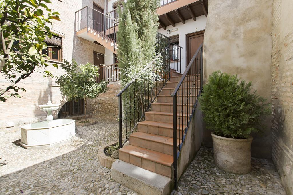 Apartamento Puerta Elvira Centro Free Parking Granada Bagian luar foto