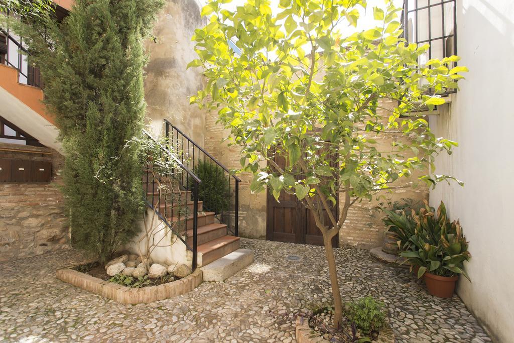 Apartamento Puerta Elvira Centro Free Parking Granada Bagian luar foto